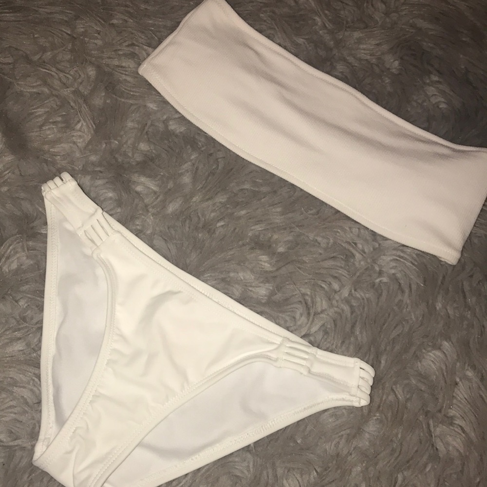 Bathing suit
